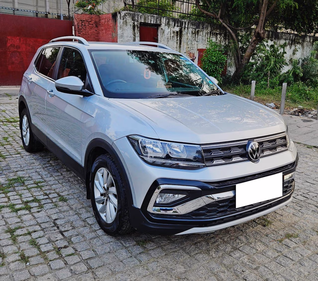 Volkswagen Volkswagen Taigun view 2