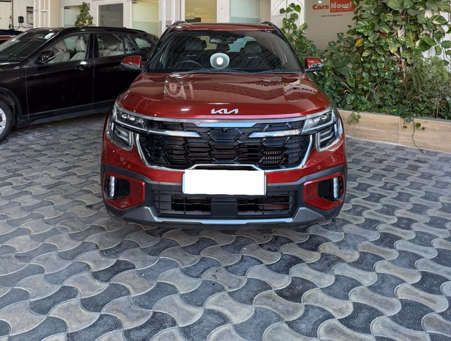 Kia Kia Seltos view 2