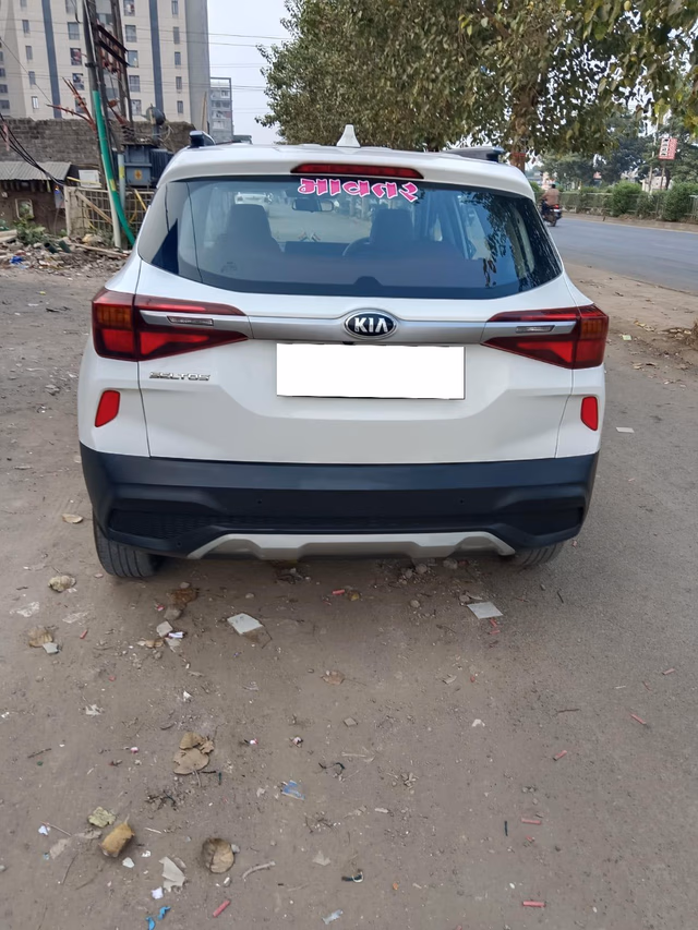 Kia Kia Seltos view 3