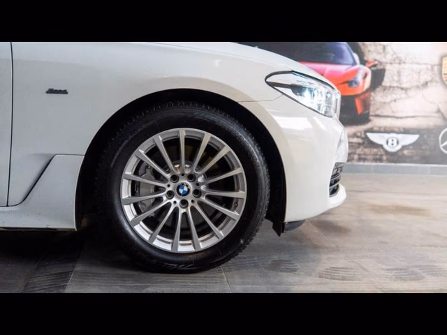 BMW BMW 6 Series view 5