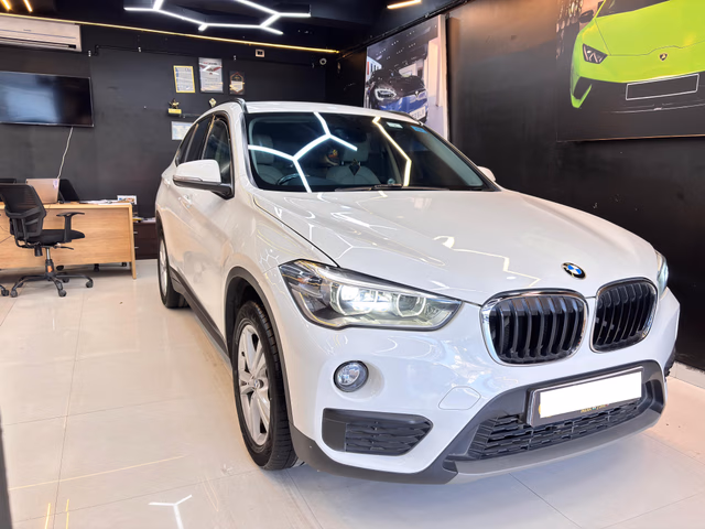 BMW BMW X1 view 2