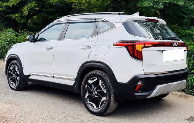 Kia Kia Seltos view 3