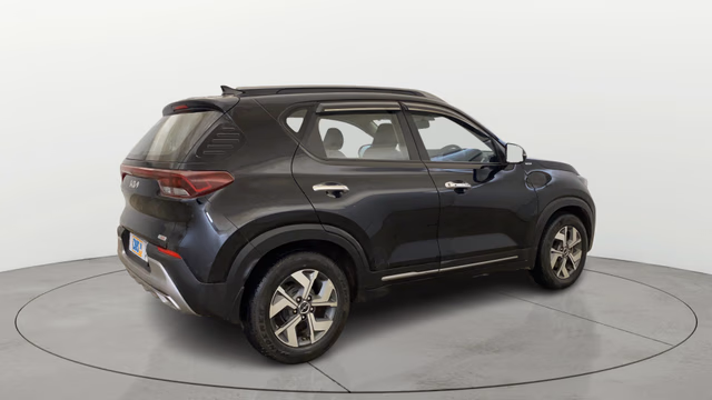 Kia Kia Sonet view 4