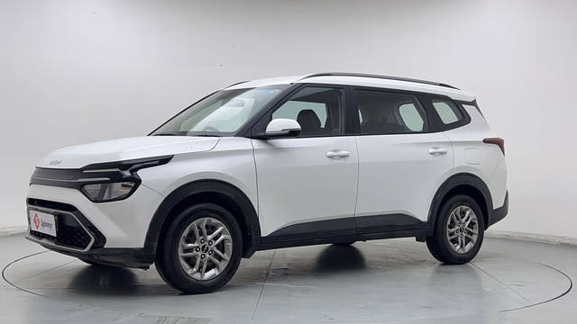 Kia Kia Carens view 2