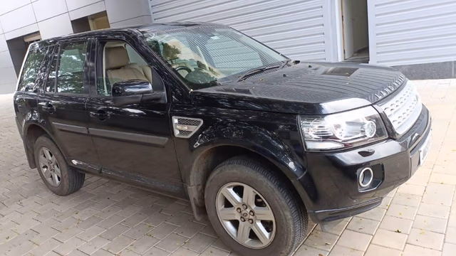 Land Rover Land Rover Freelander 2 view 2