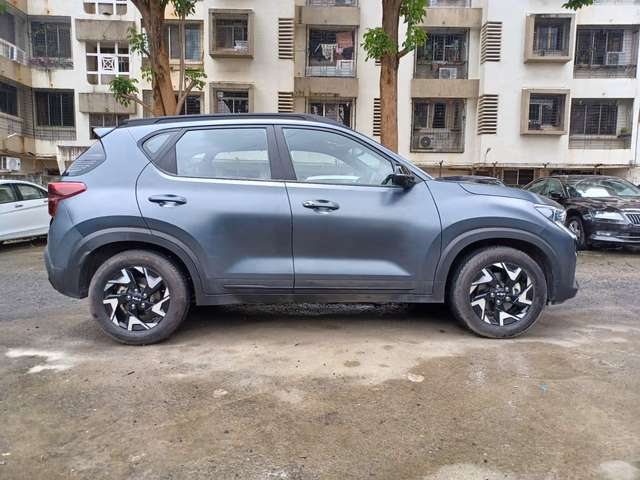 Kia Kia Sonet view 3