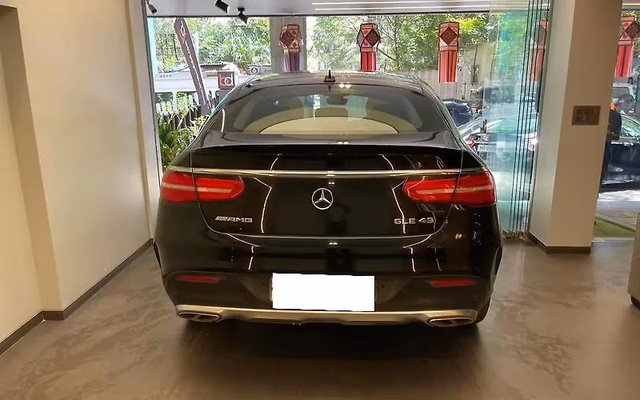 Mercedes-Benz Mercedes-Benz GLE view 3