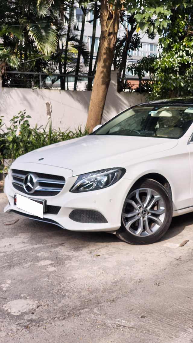 Mercedes-Benz Mercedes-Benz C-Class view 5