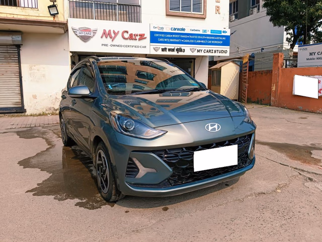Hyundai Hyundai Grand i10 Nios view 2