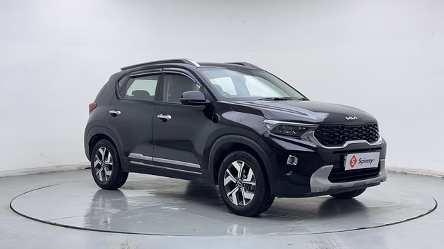 Kia Kia Seltos view 3