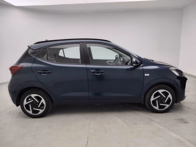 Hyundai Hyundai Grand i10 Nios view 4