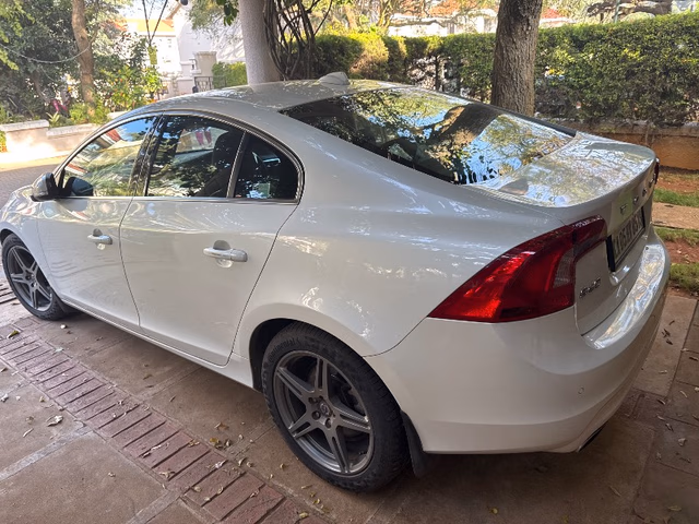 Volvo Volvo S60 view 3
