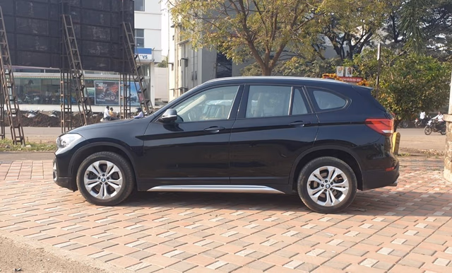 BMW BMW X1 view 5