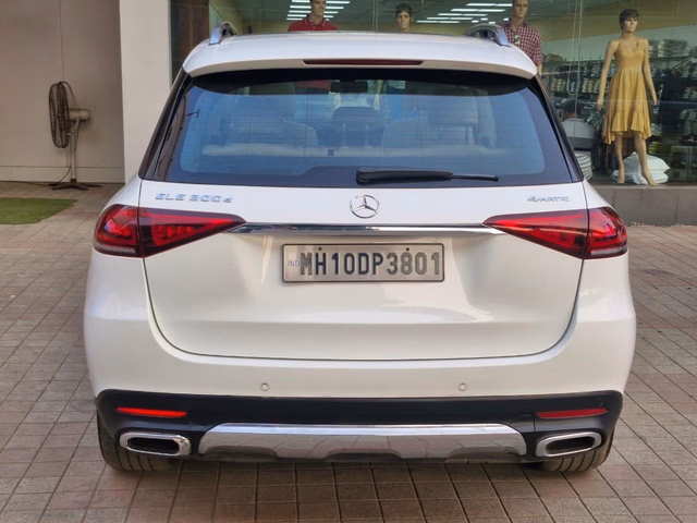 Mercedes-Benz Mercedes-Benz GLE view 3
