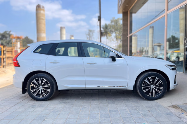 Volvo Volvo XC60 view 3