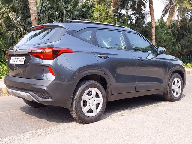 Kia Kia Seltos view 4