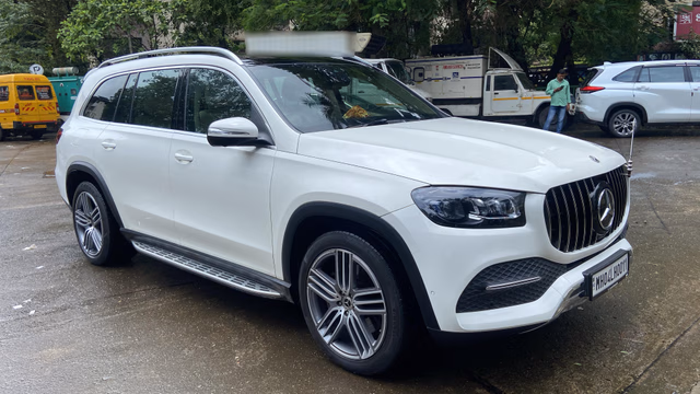 Mercedes-Benz Mercedes-Benz GLS view 2