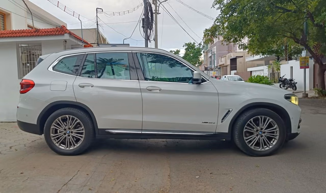 BMW BMW X3 view 3