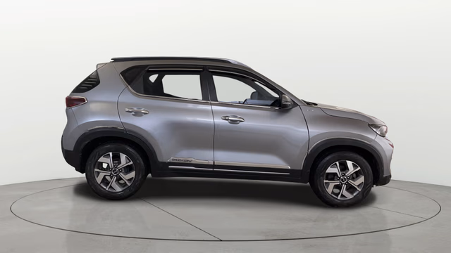 Kia Kia Sonet view 3