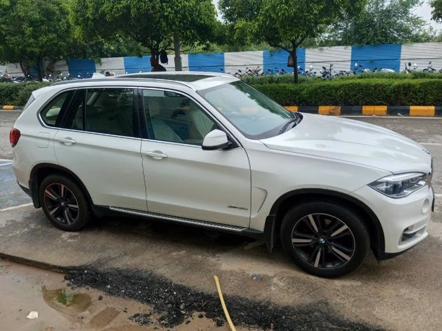 BMW BMW X5 view 3