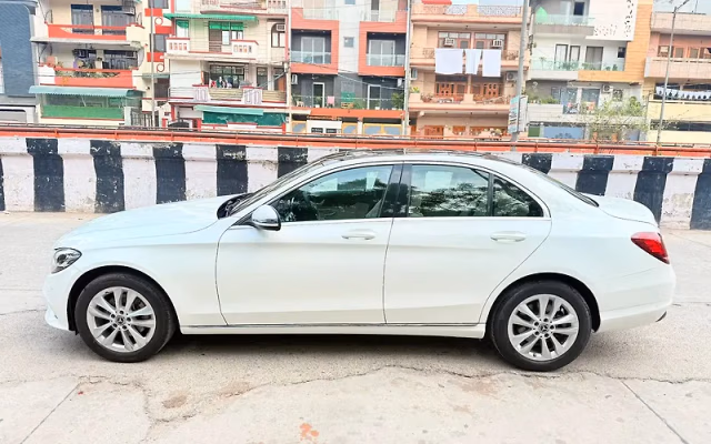 Mercedes-Benz Mercedes-Benz C-Class view 5