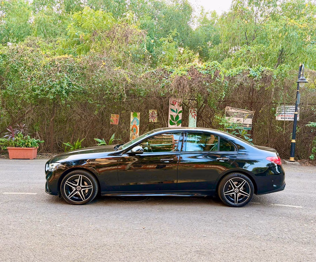 Mercedes-Benz Mercedes-Benz C-Class view 5