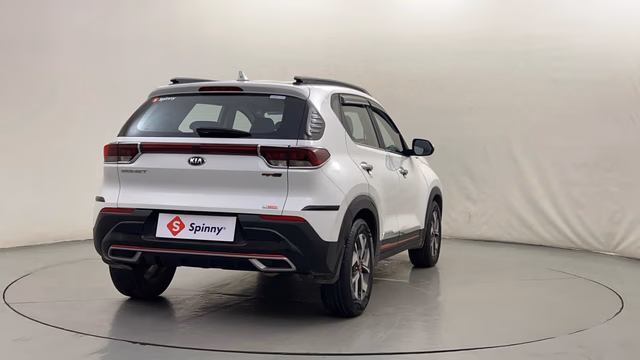 Kia Kia Seltos view 5