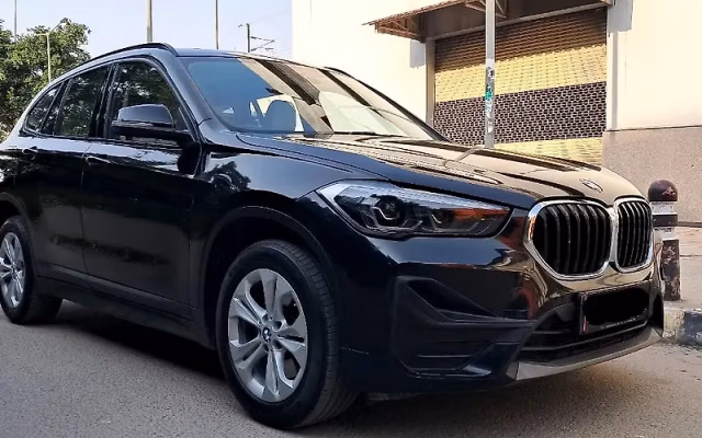 BMW BMW X1 view 2