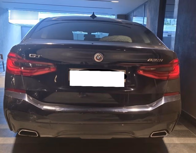 BMW BMW 6 Series view 3