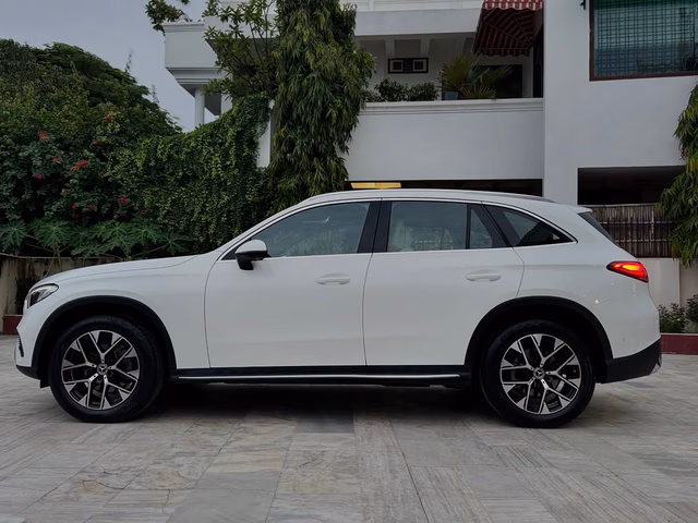 Mercedes-Benz Mercedes-Benz GLC view 5