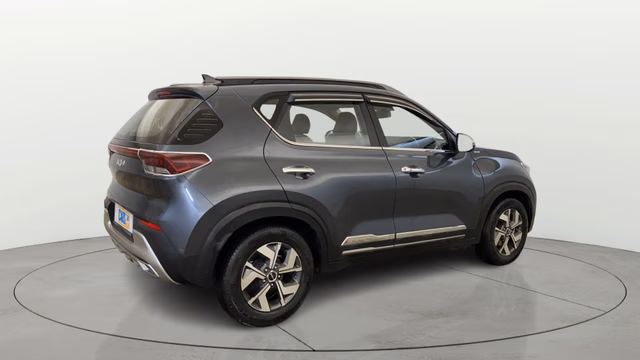 Kia Kia Sonet view 4