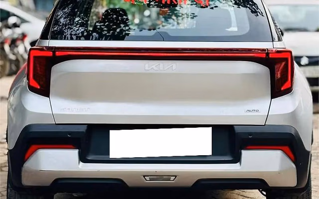 Kia Kia Sonet view 3