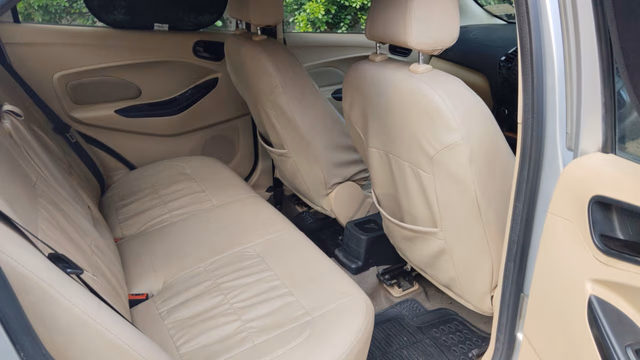 Ford Ford Aspire view 3