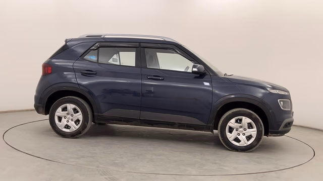 Hyundai Hyundai Venue view 4