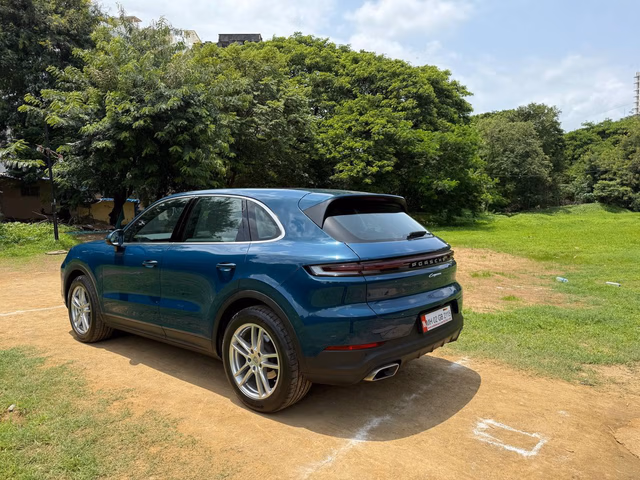 Porsche Porsche Cayenne view 5