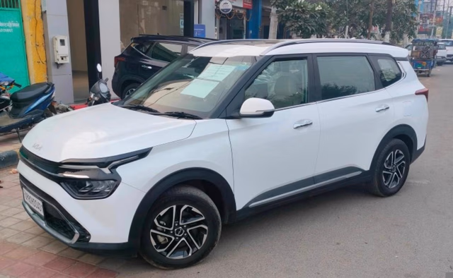 Kia Kia Carens view 5