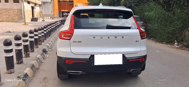 Volvo Volvo XC40 view 3