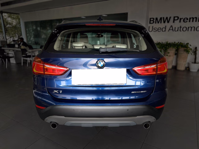 BMW BMW X1 view 3