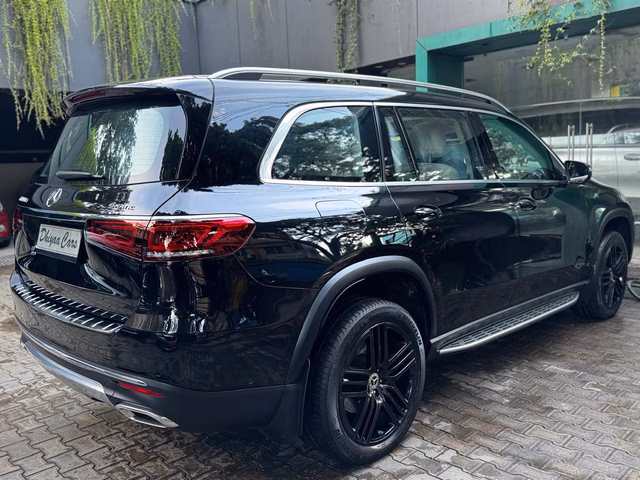 Mercedes-Benz Mercedes-Benz GLS view 4