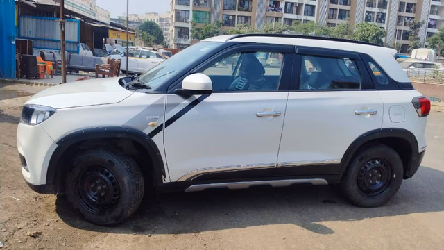 Maruti Maruti Vitara Brezza view 3