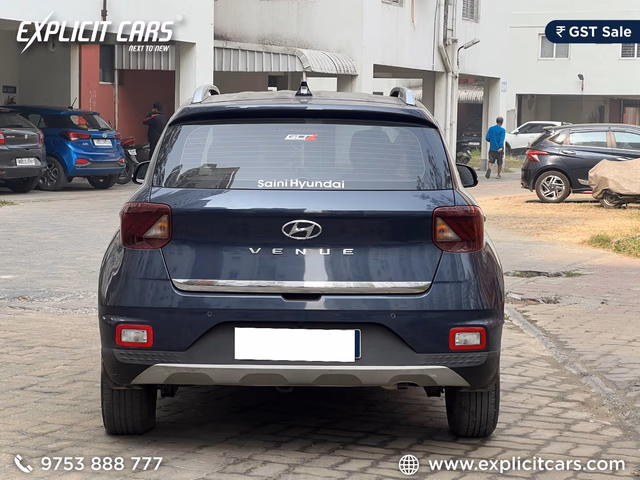 Hyundai Hyundai Venue view 4