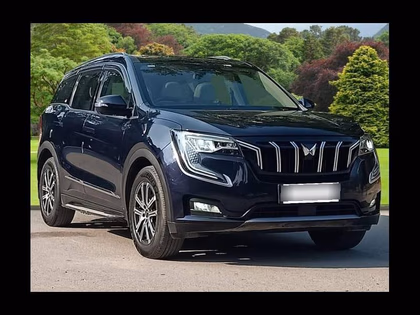 2022 Mahindra Mahindra XUV700