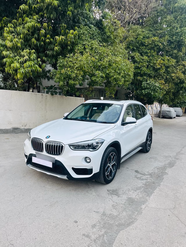 BMW BMW X1 view 3