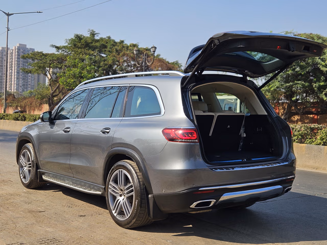 Mercedes-Benz Mercedes-Benz GLS view 4