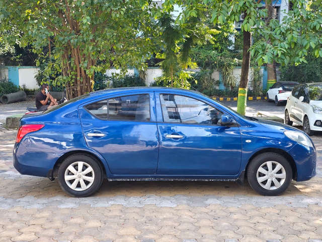 Nissan Nissan Sunny view 3