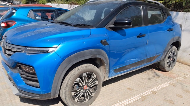 Renault Renault Kiger view 2