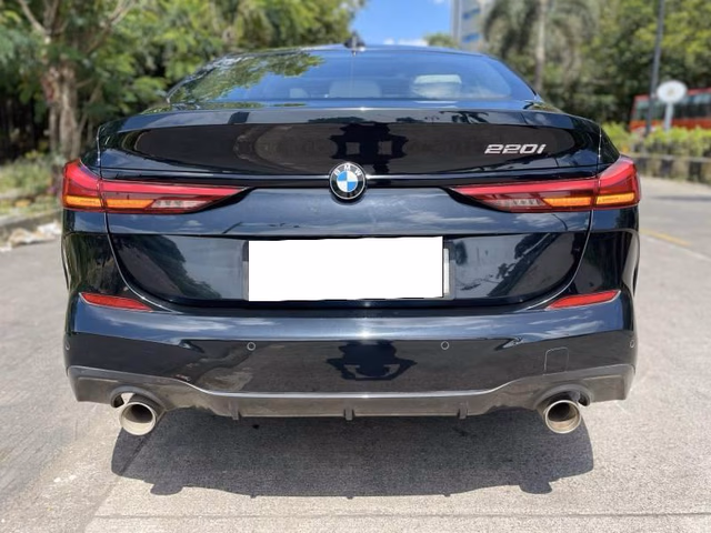 BMW BMW 2 Series Gran Coupe view 3