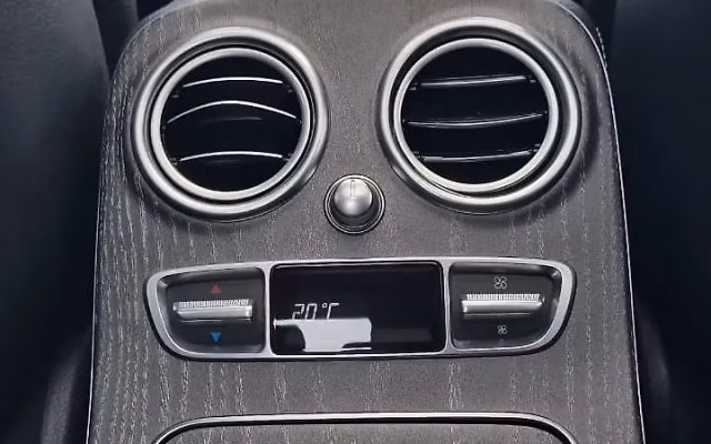 Mercedes-Benz Mercedes-Benz E-Class view 5