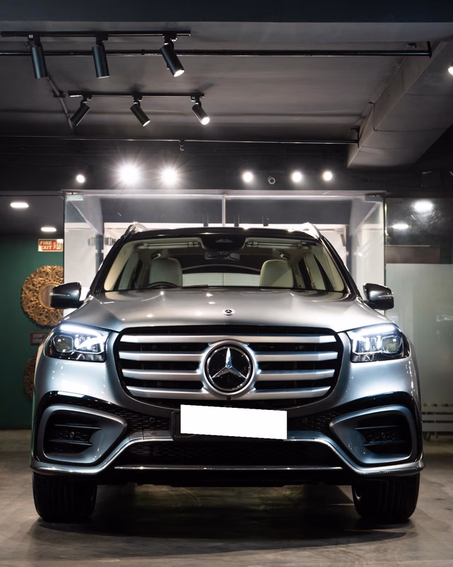 Mercedes-Benz Mercedes-Benz GLS view 5