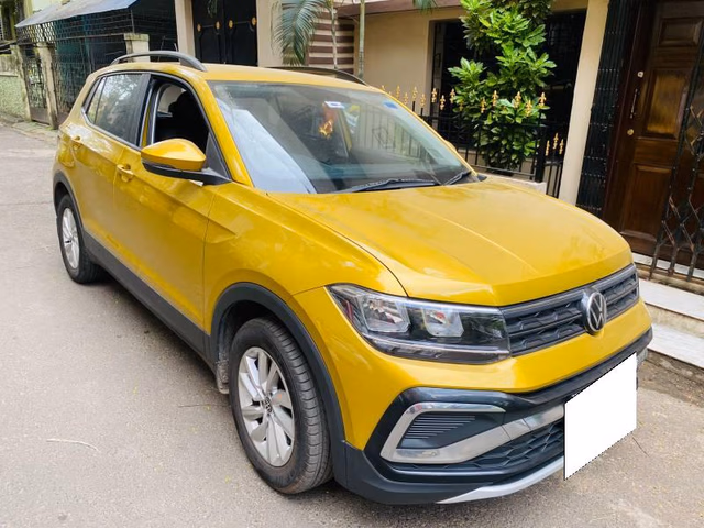 Volkswagen Volkswagen Taigun view 2